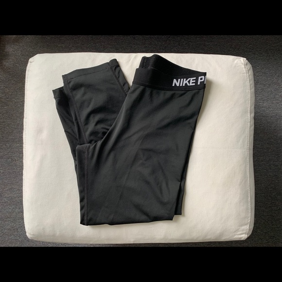 Nike Pro 3/4 Length Dri-Fit Tights/Leggings - Picture 2 of 10